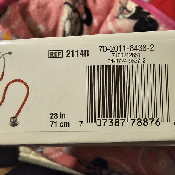 Vibrant Red Stethoscope for Clear Acoustics - Picture 5 of 5